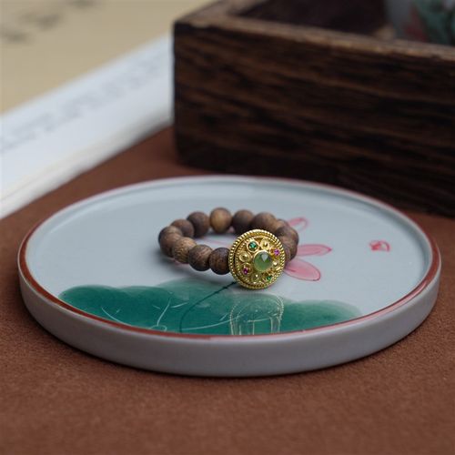 莺歌绿奇楠沉香4mm戒指