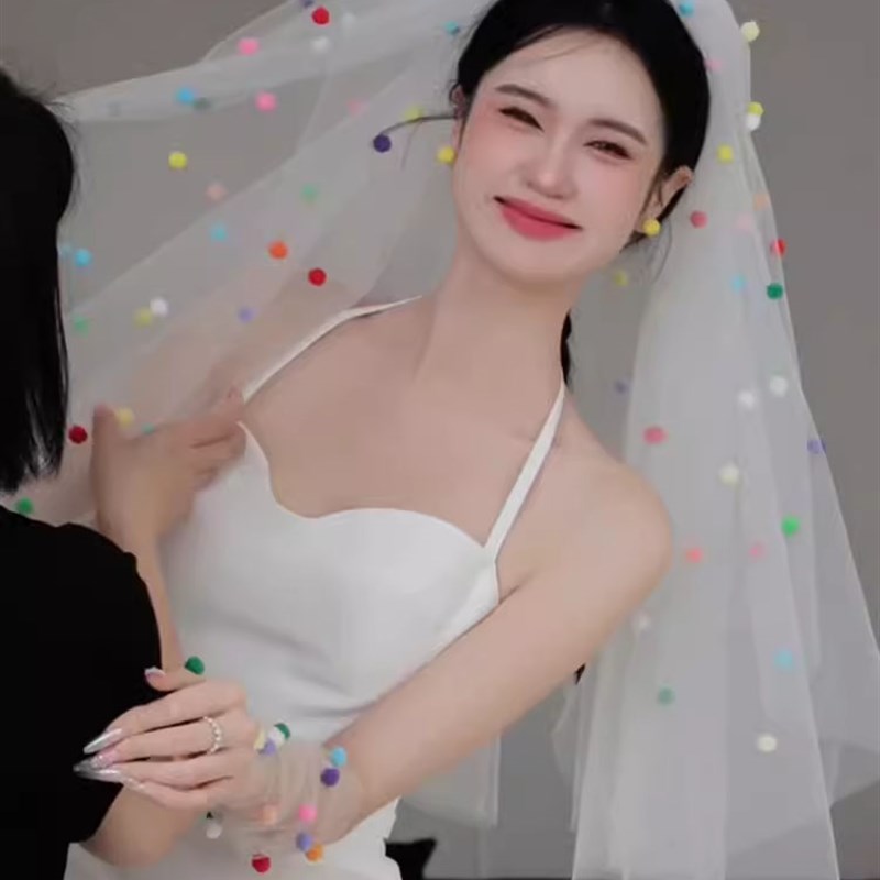 多巴胺新娘头纱法式彩色毛球双层头纱个性鬼马少女领证登记道具