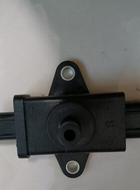 华泰EV260EV230北汽等真空泵刹车泵传感器 压力开关 真空泵控制器