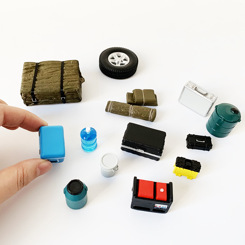 越野车轿车1:18配件零部件工具箱水桶后备胎油桶场景摆件汽车模型