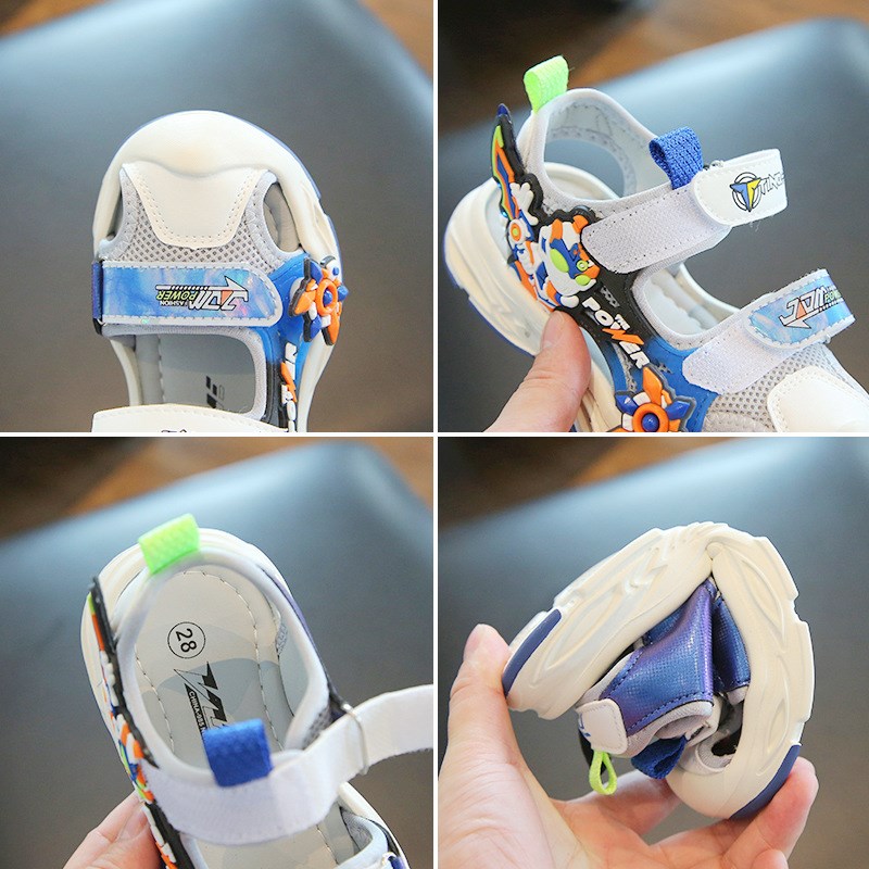 亮灯儿童凉鞋2025新款潮男小童夏季沙滩鞋软底幼儿园宝宝运动凉鞋