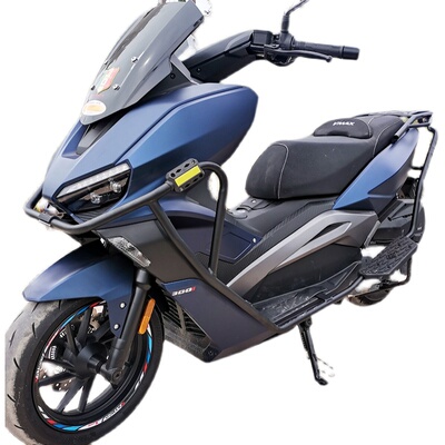 适用于龙嘉Vmax300保险杠前护杠改装配件货架尾箱架脚踏板防摔杠