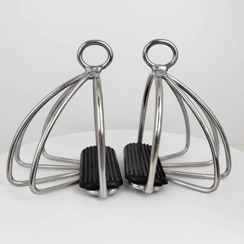 不锈钢安全马蹬骑马脚蹬加围栏马镫马匹装备马鞍配件脚蹬马具用品