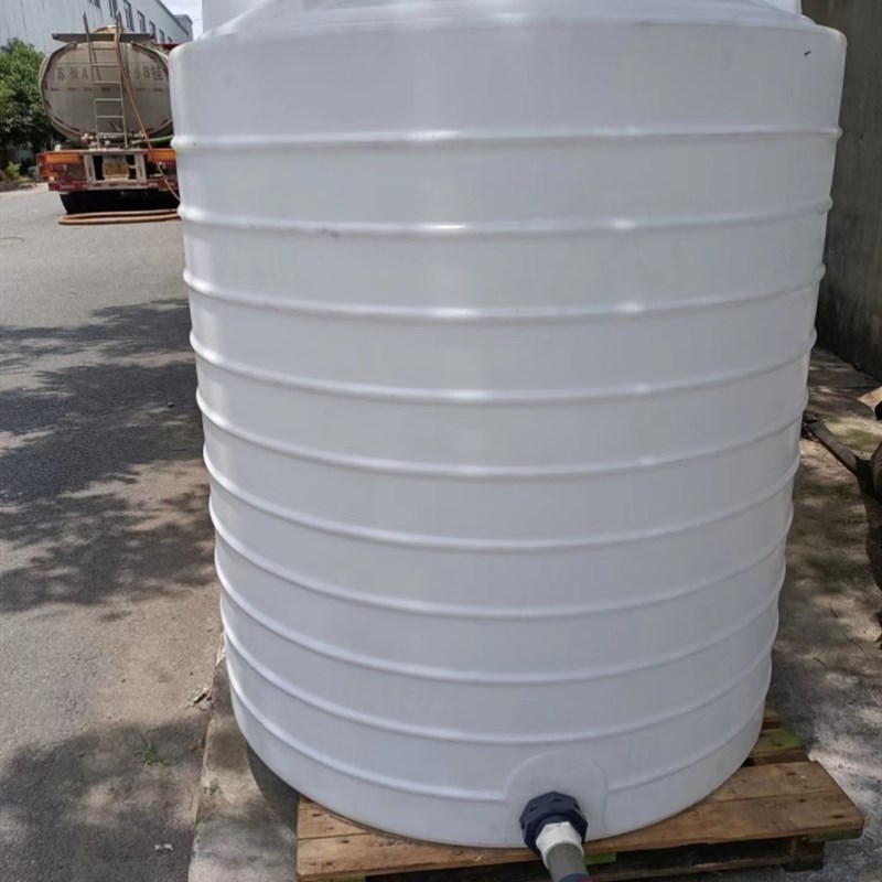 储水罐大容量储水箱户外牛筋化工蓄水桶1-50吨油罐加厚PE塑料水塔