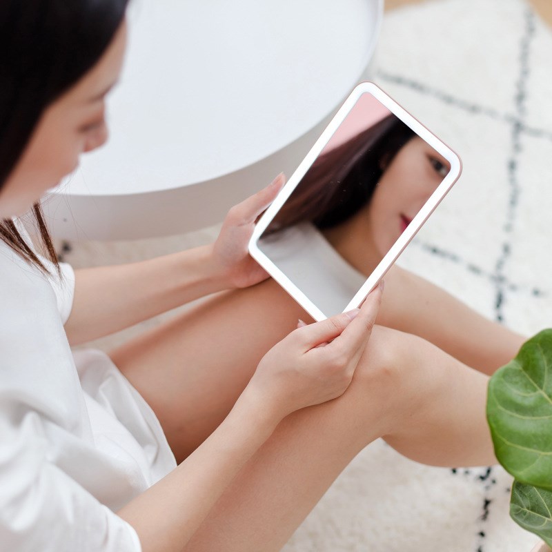 led化妆镜补光调节平板收纳镜子台式便携手持宿舍化妆镜