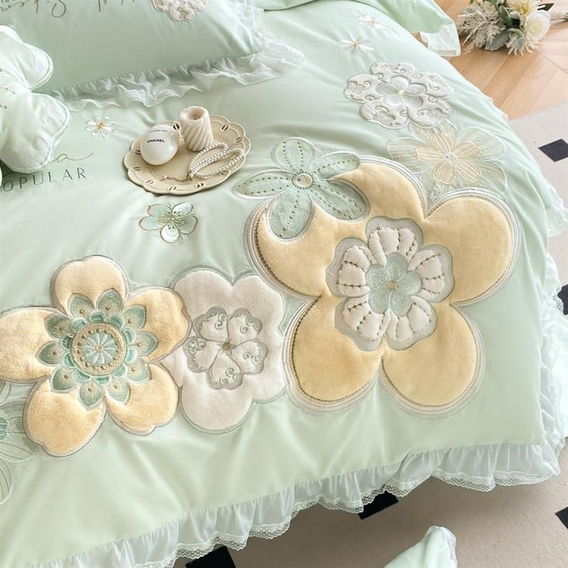 新款长绒棉加厚磨毛刺绣被套四件套公主风全棉床单柔软被罩