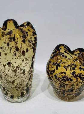 现代约家茶级色斑点花瓣口琉简璃花器花瓶样板房居会所高轻奢HAN9