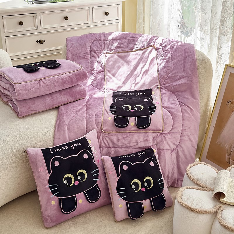 卡通风贴布绣多功能加厚抱枕被大眼猫双面保暖车载办公室沙发被毯