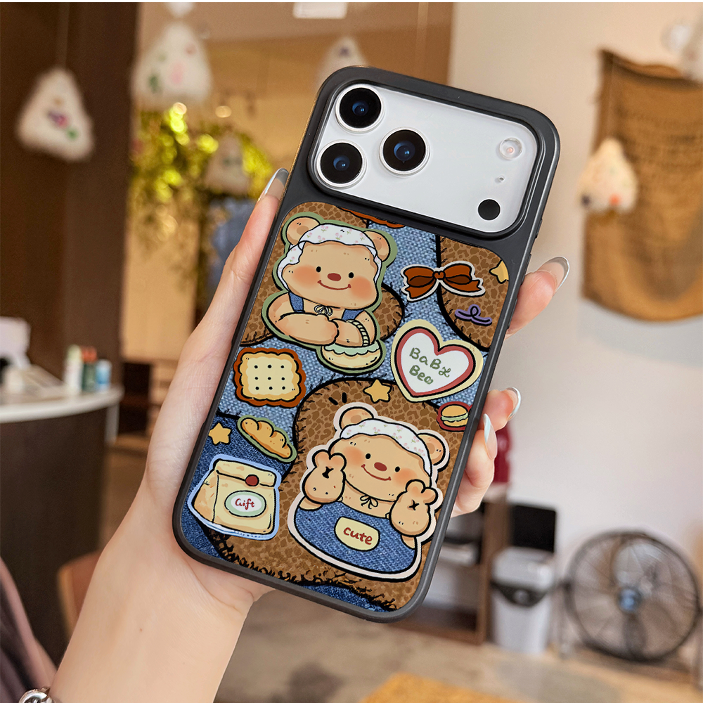 三掌柜的壳壳 小熊的饼干 适用苹果17promax手机壳iPhone16黑框15个性14promax高级13pro小众12可爱11超好看