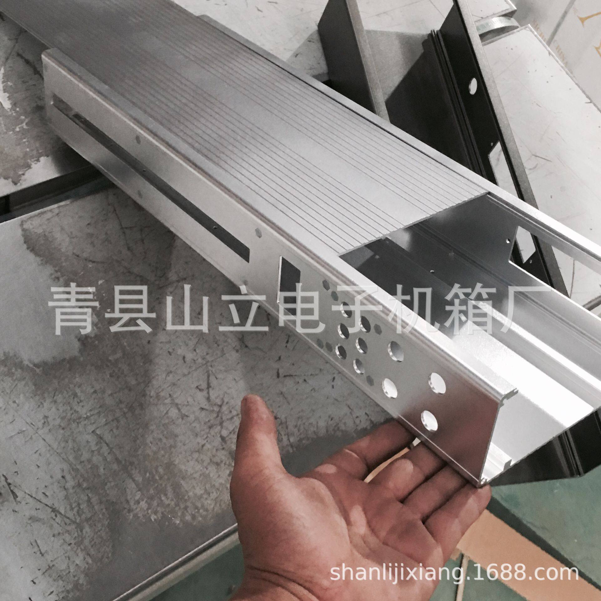 挤压铝型材控制器外壳挤压式拉丝金属过线盒