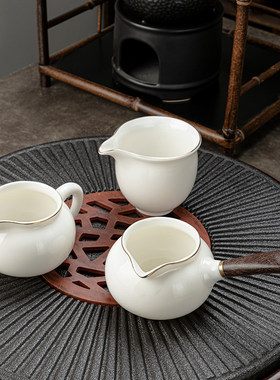 羊脂玉白瓷公道杯陶瓷大号玉瓷茶海分茶器功夫茶具配件匀杯分茶器