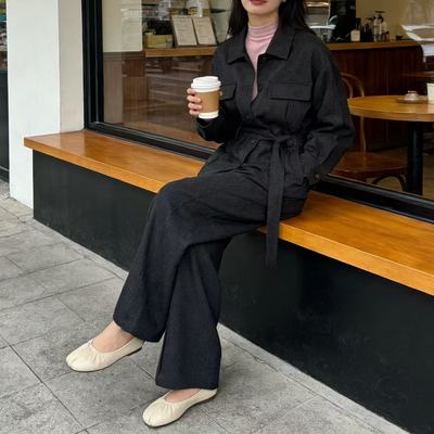 【1-24】W9052酷感休闲风黑色短外套女工装感系带收腰翻领外套