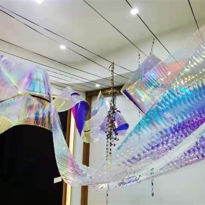 新款婚庆自由弯曲飘带婚礼现场吊顶装饰用品节日庆典活动道具