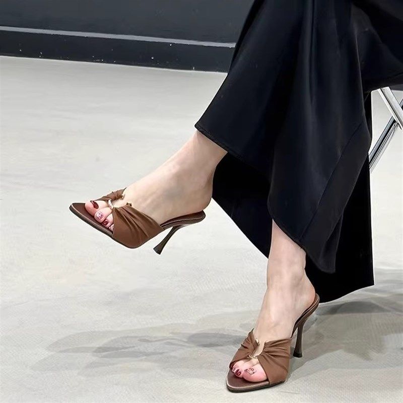 小众尖头金属扣细跟拖鞋女2025年新款夏季时尚露趾一字拖高跟凉拖,女鞋,一字拖,淘宝优惠券,粉丝福利购,淘宝优惠卷