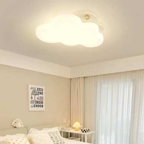 中古风云朵曲奇卧室灯吸顶灯奶油风儿童房间灯胡桃木主卧书房灯
