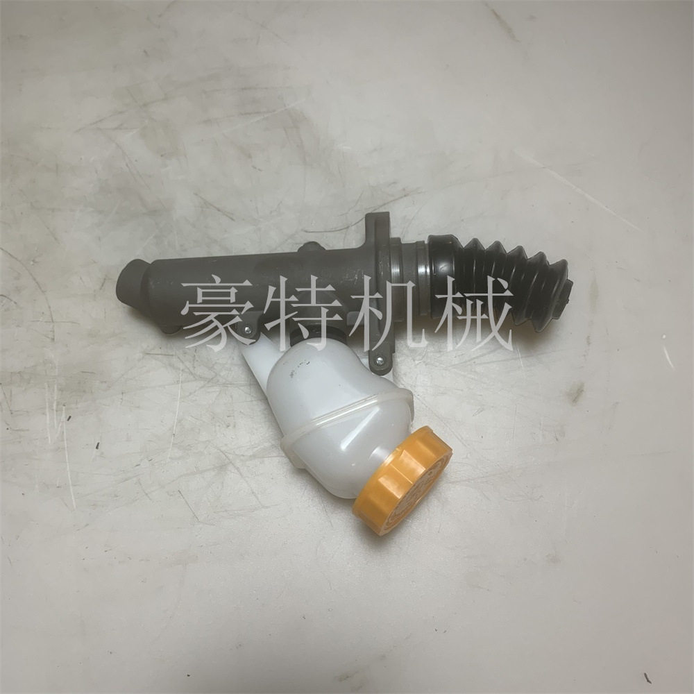 现货供应豪沃重汽重卡轻卡制动零部件WG9719230023离合器总泵