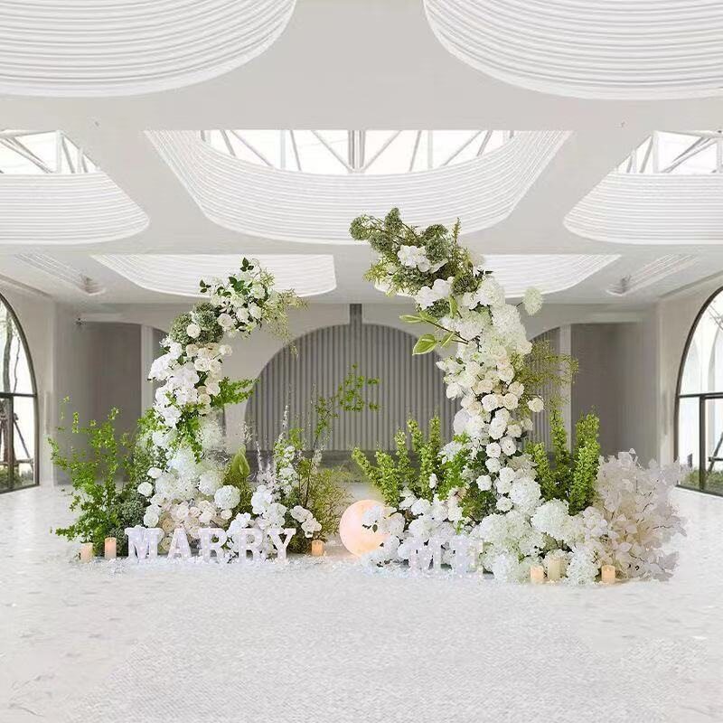 地排布置森系路引花婚礼舞台艺场景拱门仿真花装饰婚庆道具假牛角