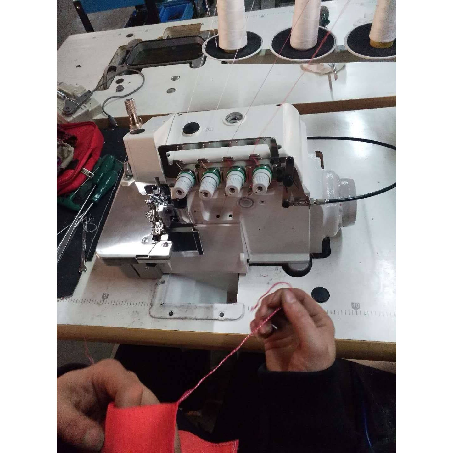无线头拷边机 前加固包缝机 三线四线五线锁边机工业缝纫机