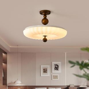 卧吸室顶灯中古奶油书房主卧灯灯法复式 678古全光谱衣帽间创意护