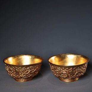 古董老物件收藏大清乾隆年制鎏金浮雕双龙戏珠碗仿铜碗家居摆件