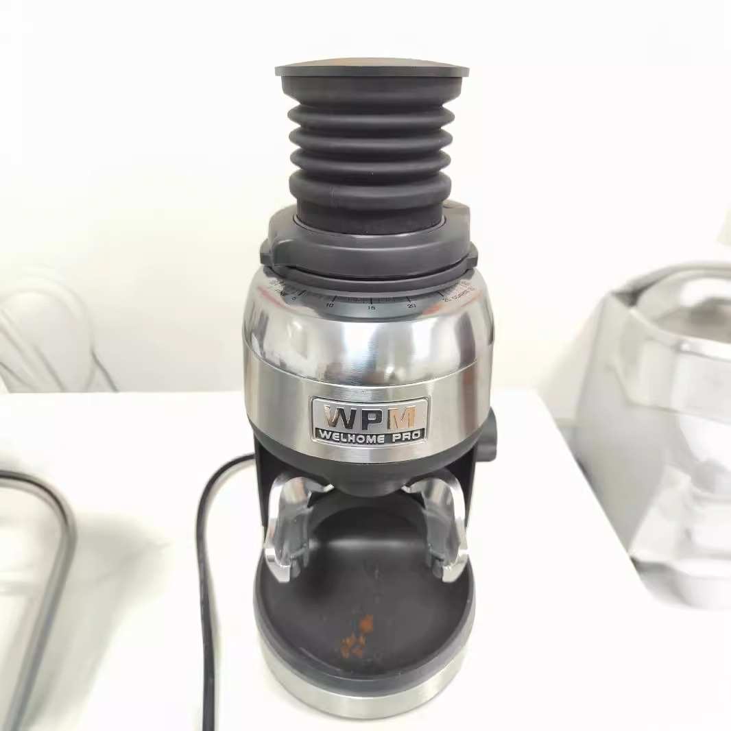 WPM惠家ZD-12/15/17N磨豆机豆仓残粉拍漏斗研磨机清洁气吹豆仓