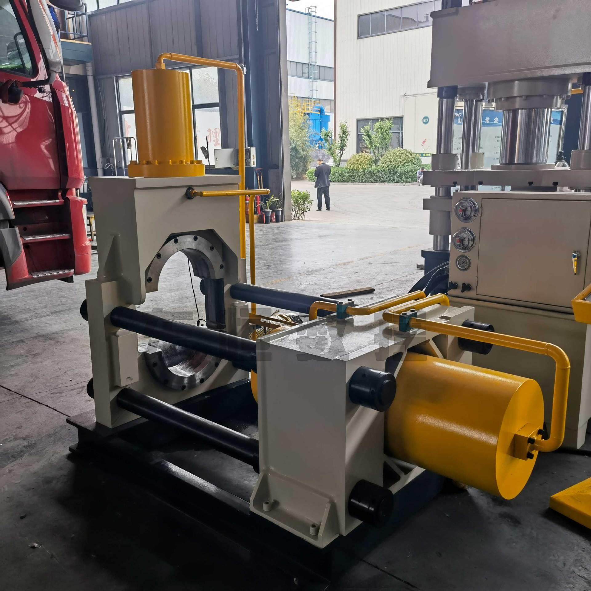 大型钢管接头缩口用200吨卧式液压机钢丝缠绕波纹管接口压装机,五金/工具,其他机械五金,淘宝优惠券,粉丝福利购,淘宝优惠卷