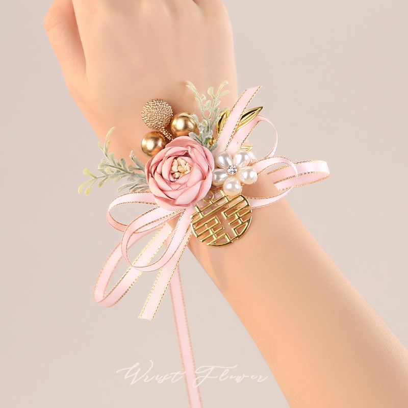 7VHV新郎新i娘结婚胸花伴郎伴娘父母全套襟花手腕花苞中式秀禾森