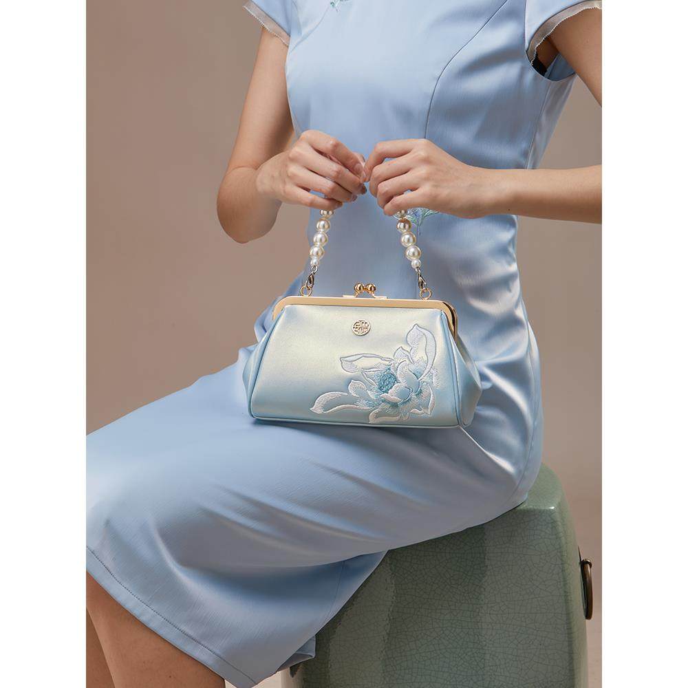 送妈妈的生日礼物母亲节高档实用国风礼品给丈母娘婆婆长辈见面礼