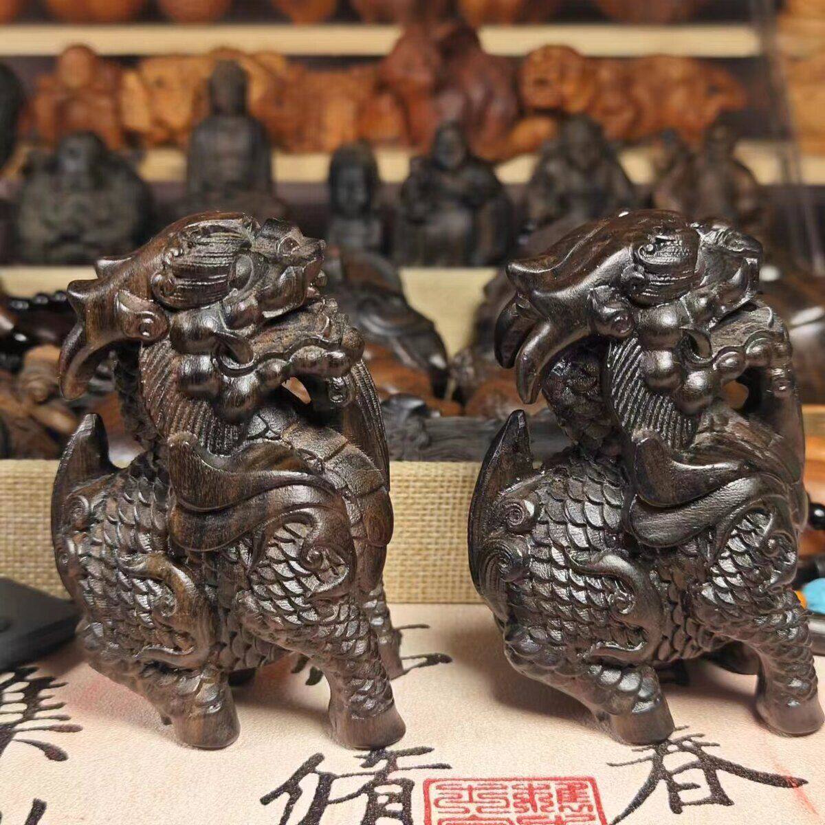 沉香木木雕大献瑞麒麟男士随身盘玩文玩把件实心精雕工艺品摆件