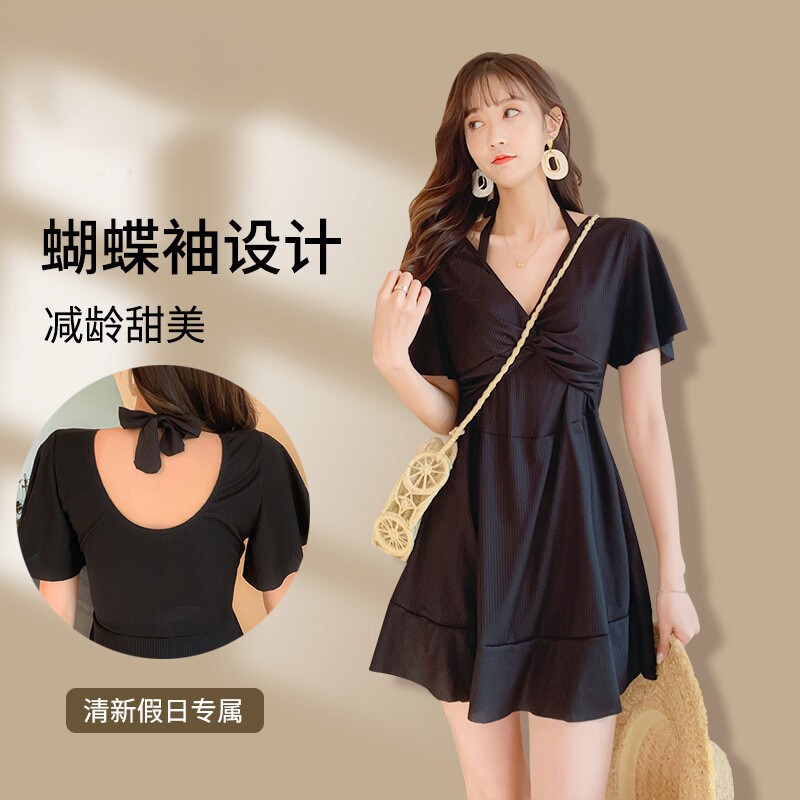 时尚大码泳衣夏季新款女士显瘦遮肚游泳衣保守连体ins风温泉泳装