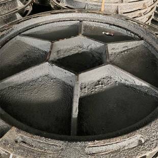 现货墨铸铁球圆形井盖马路水道路圆形井盖市政雨796铁井盖铸尺寸