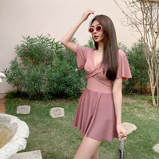 连体游泳衣女士2024新款 显瘦保守微胖女孩聚拢遮肉冬天泡温泉 爆款