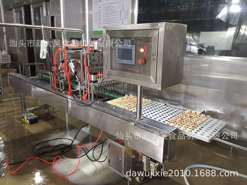 冰淇淋蛋糕注浆机充填机米糕注浆机发糕成型机椰子饼注浆机