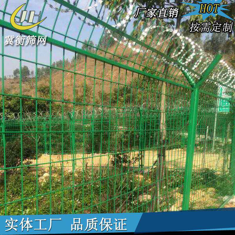 护浸栏网围栏网防护网高速公场路RWQ交通球水农用护栏塑喷库涂市