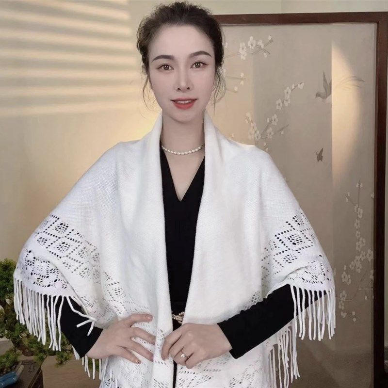 百变披肩秋冬季长款纯色毛线多功能洋气百搭流苏围脖保暖魔术围巾