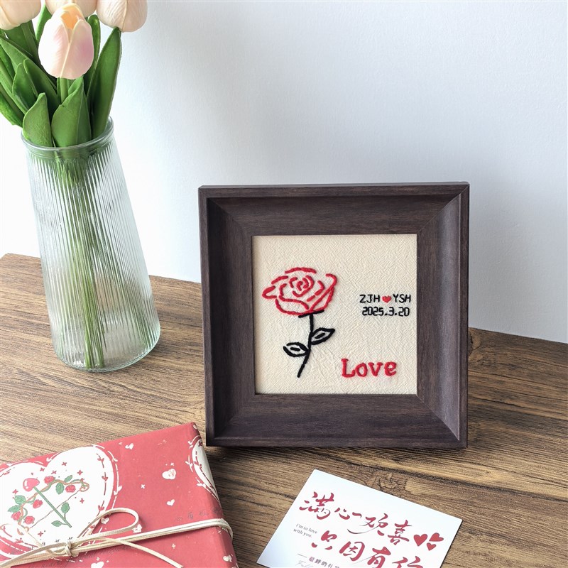 diy手工礼物情侣定制送男友生日女生送女朋友的创刺绣玫瑰相框