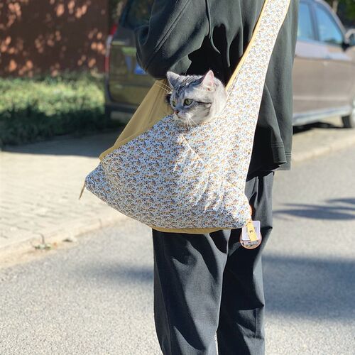 呆萌宠斜挎猫包宠物外出便携包防跑出猫窝出行包亲子背包四季15斤