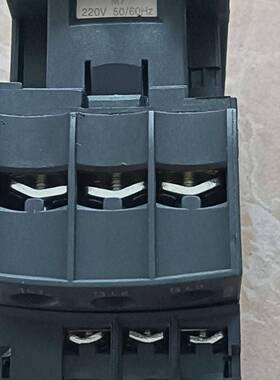 现货供应全新交流接触器LC1-D32LC1CD32M7CB7CLMLF7CQ7CA24~3