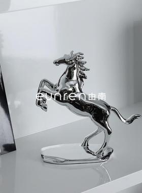 轻创意办公室马到品成柜功摆件奢工艺桌面KLS装饰书房书电视柜装