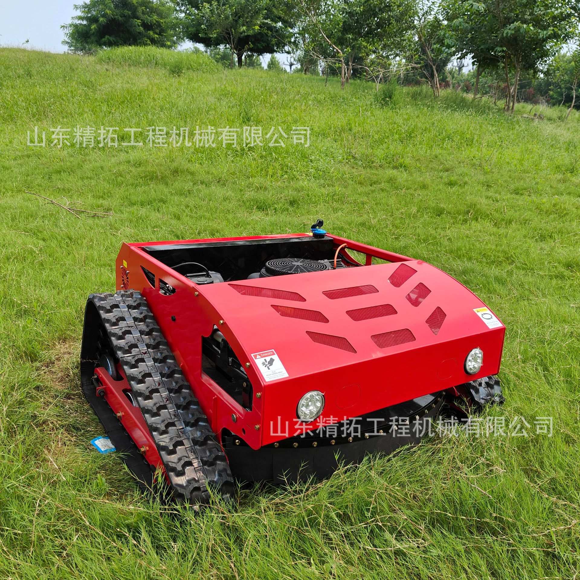 出口加拿大遥控割草机 HT1000履带式果园碎草除草机 割草机机器人