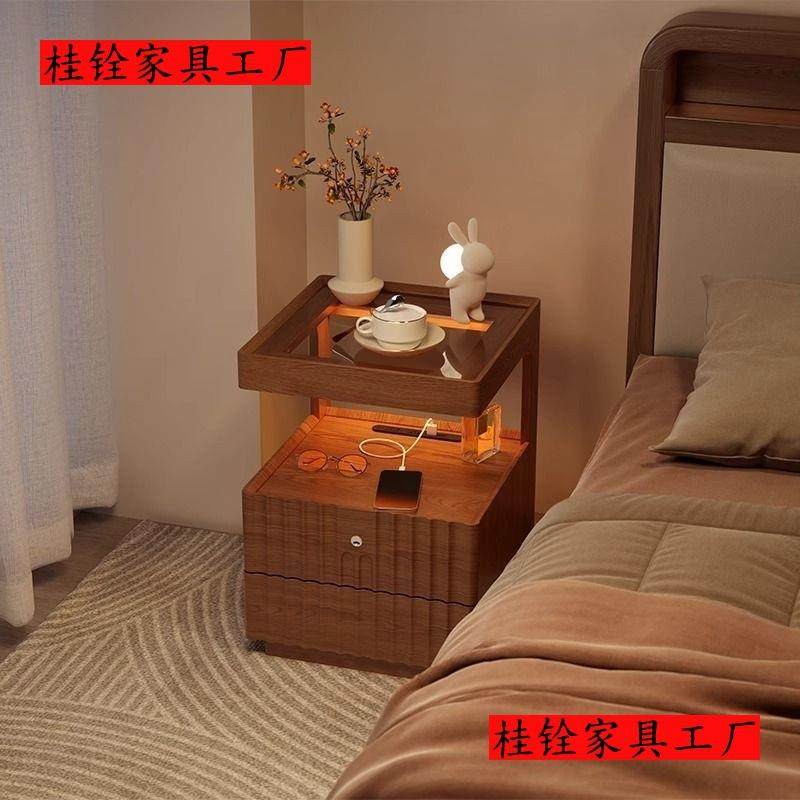 实木床头柜家用简约收纳带锁储物柜小型床边现代置物架卧室简易,玩具/童车/益智/积木/模型,毛绒/玩偶/公仔/布艺类玩具,淘宝优惠券,粉丝福利购,淘宝优惠卷