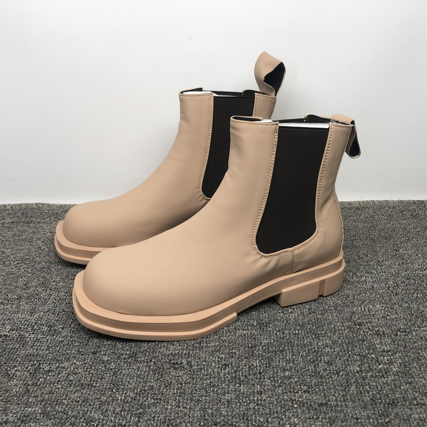 39码品牌撤柜女靴2025秋季新款