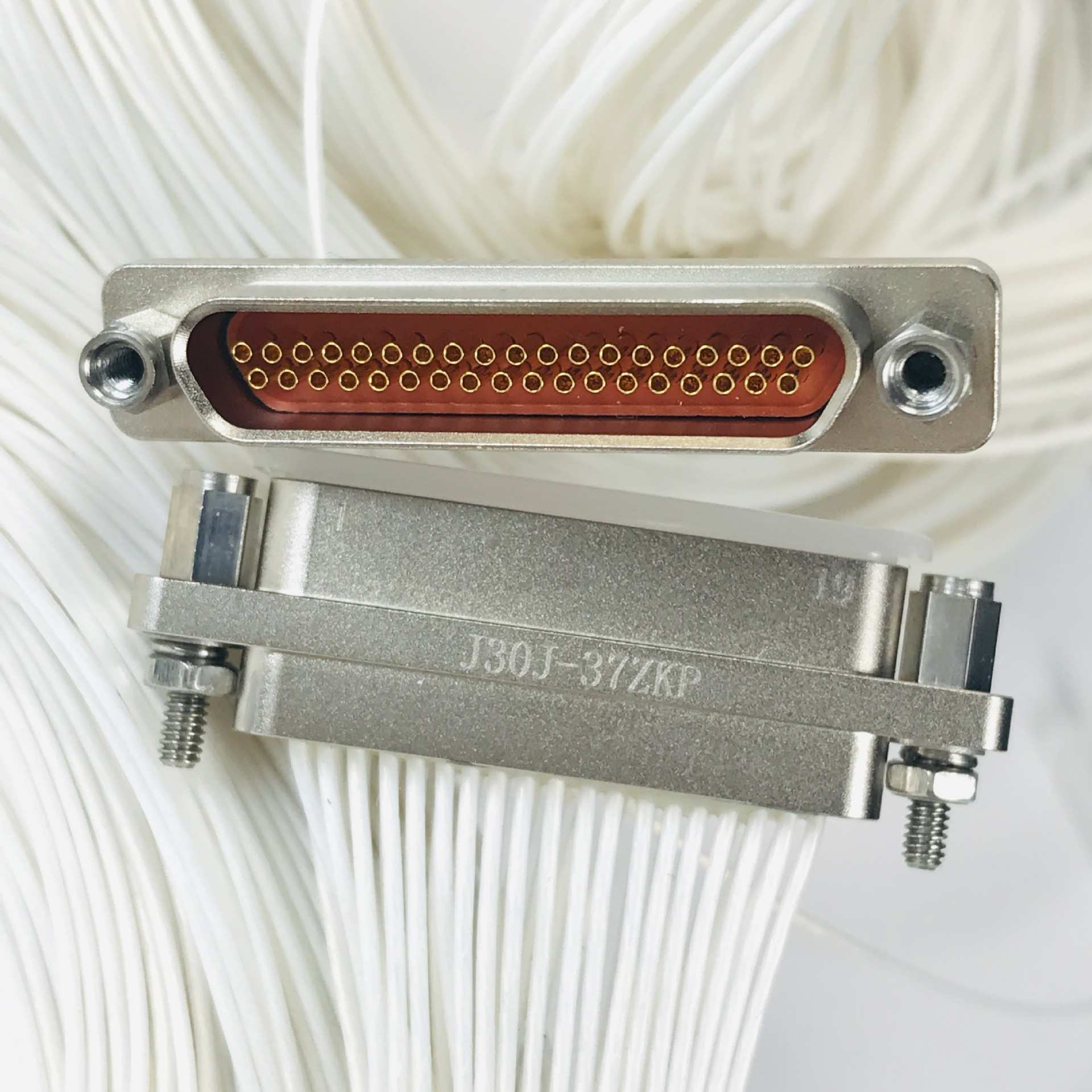 J30J-37TJL J30J-37ZKW-J J30J-37ZKSP 麻花针矩形电缆信号航插头