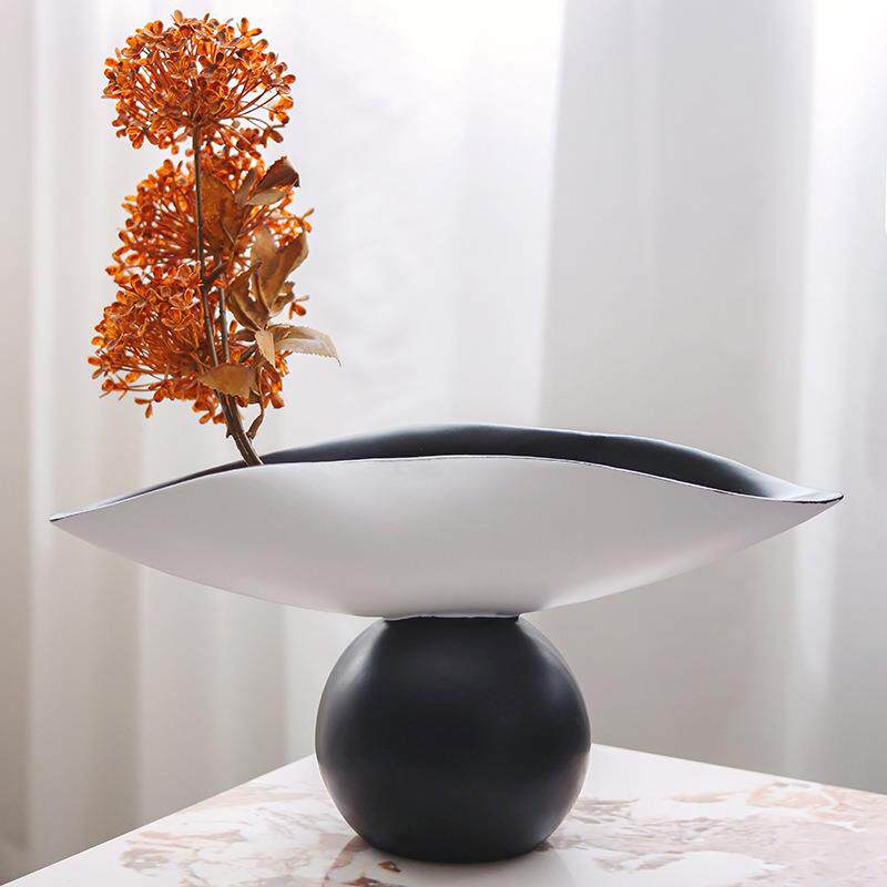 简约现代创意球形白UNM拼色黑托盘厅客几摆设酒店艺术装饰几何摆