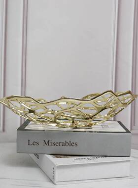 现代简约欧式轻奢极简几何金镂属IVA空果盘装摆件板样房售楼处软