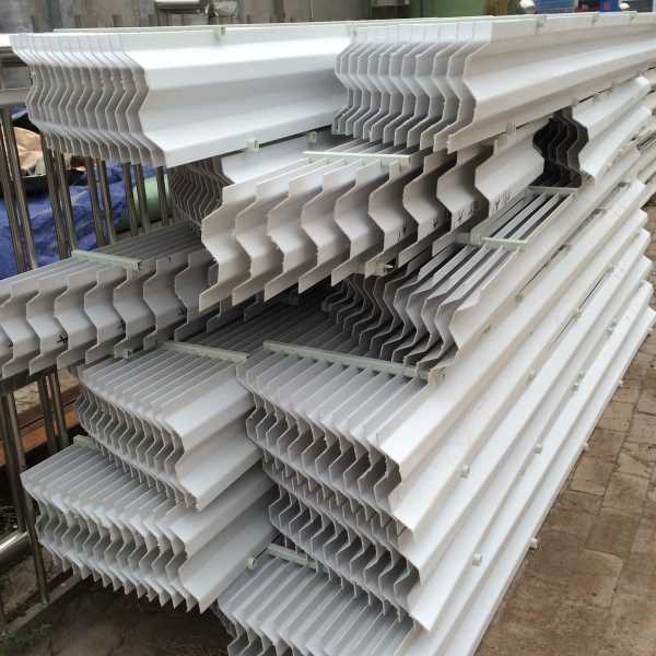 生产脱硫塔玻璃钢除雾器 PP聚丙烯除沫器 平板C型带钩折流板