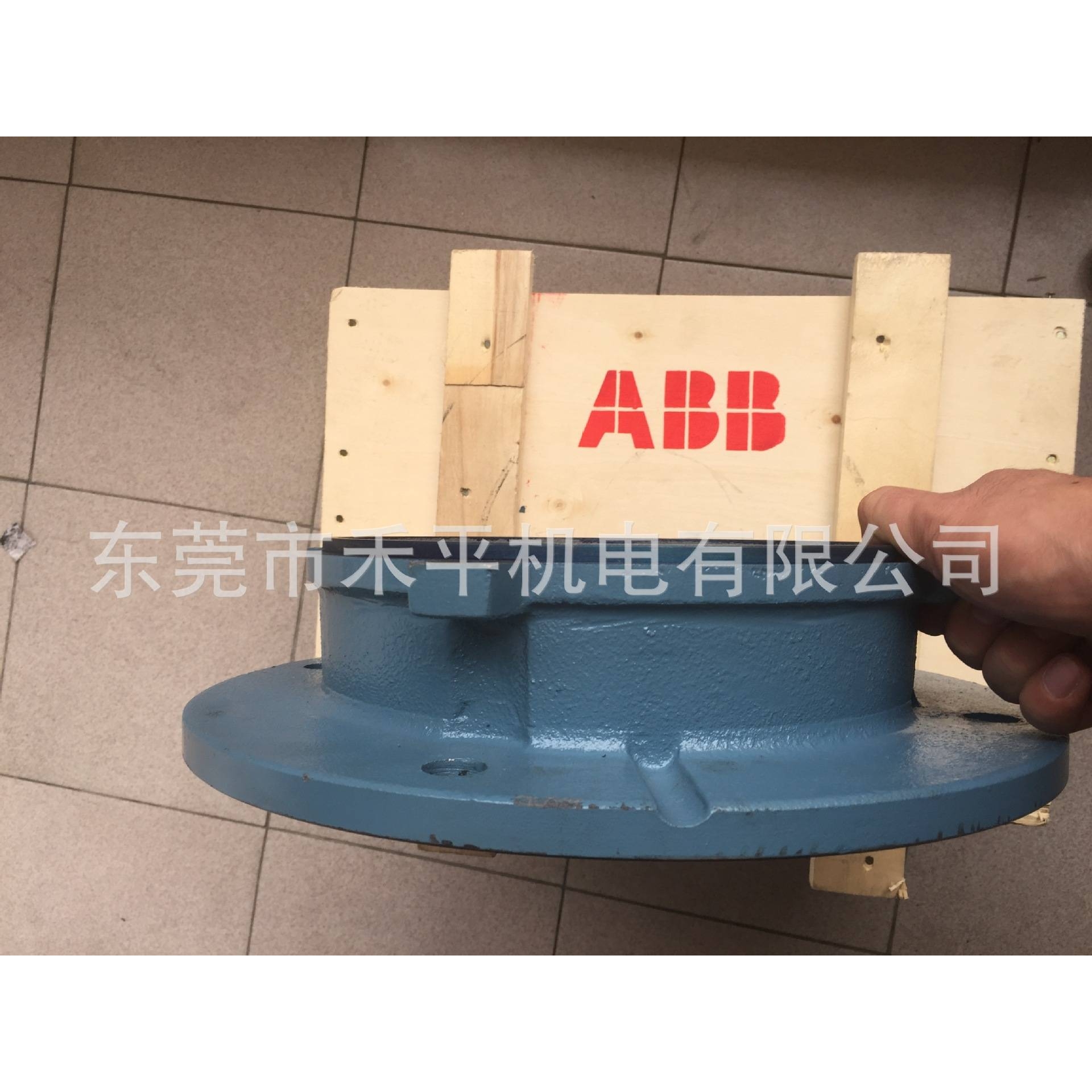 ABB电机配件|M2QA132S2B 7.5KW 2级卧式前端盖后端盖现货
