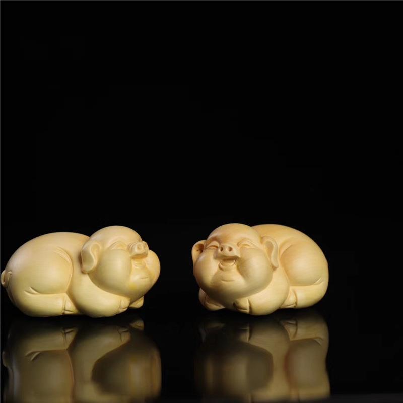 黄杨木雕刻家居手把件招财福猪汽车载小摆件创意实木茶宠工艺品