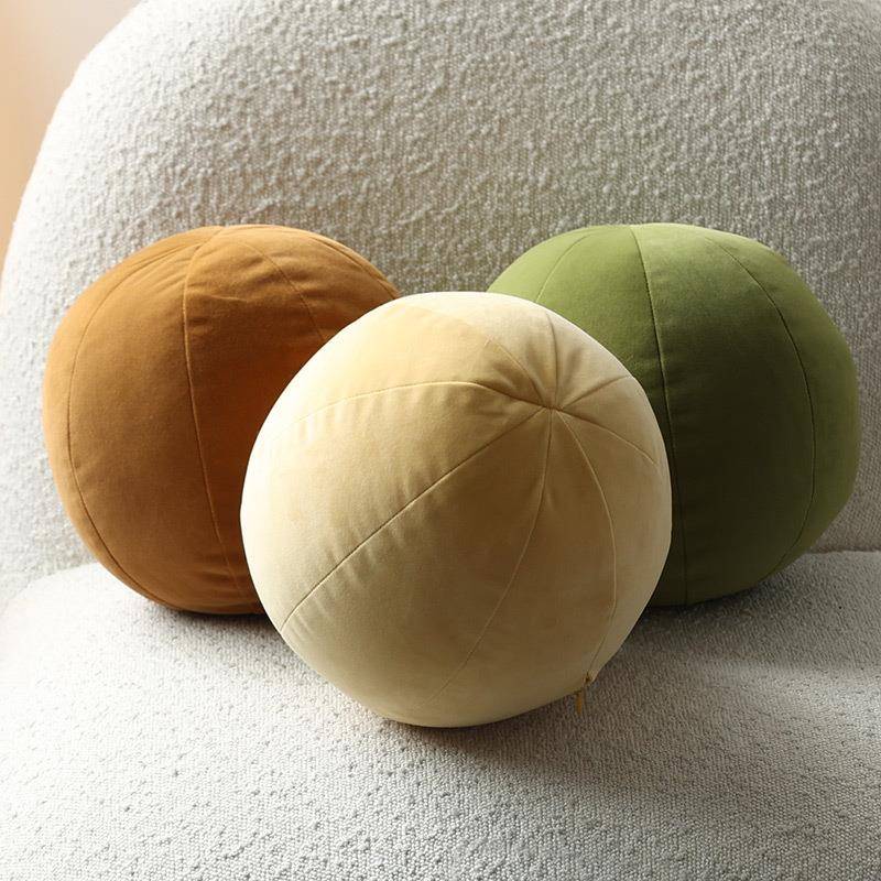 现代约纯色绒简布丸圆球抱枕子样房间酒店民宿软装沙板LYQ发床上