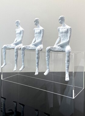 现代简约亚克力人摆件样板房售楼处书房飘窗客厅几何软装饰品